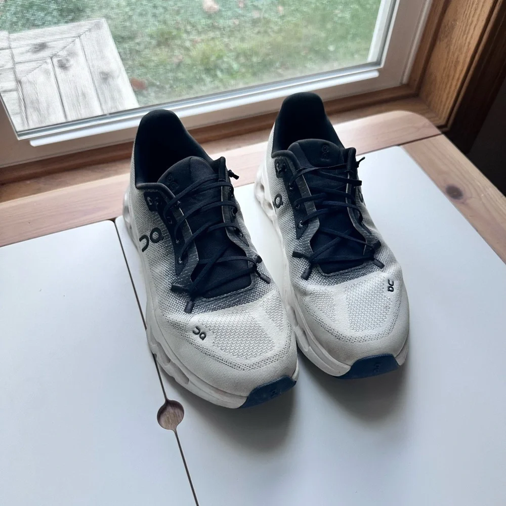On Running Women's Cloudtilt Size 9 - Picture 1 of 4